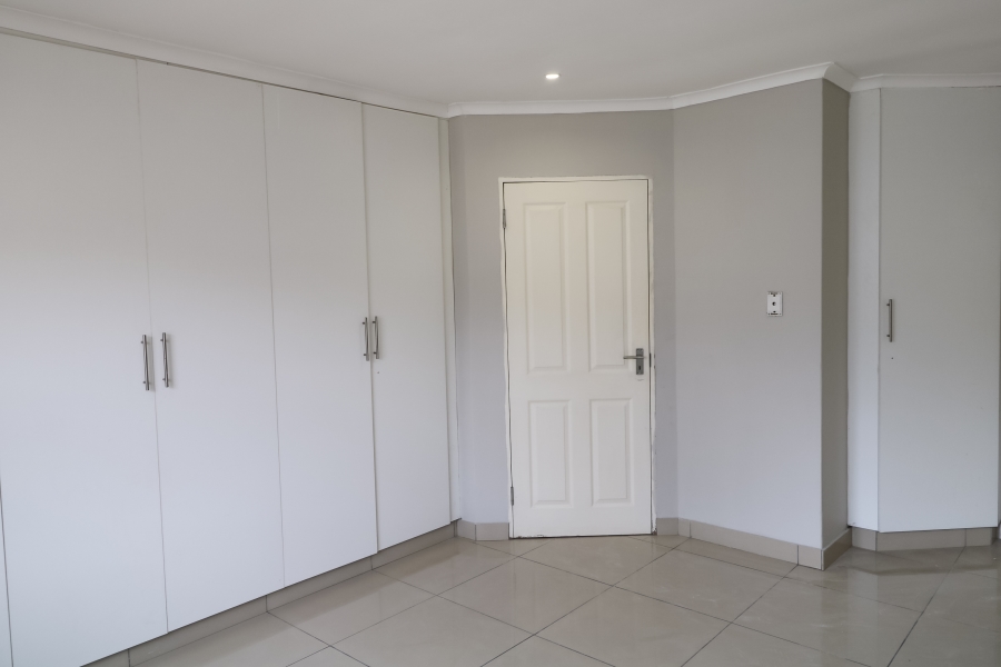 3 Bedroom Property for Sale in Cambridge Eastern Cape